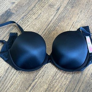 Victoria’s Secret PINK Wear Everywhere Push Up Bra 34DD Black LN